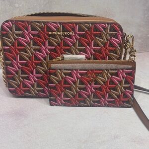 Michael Kors Geometric 3D Logo Camera Crossbody & Matching Wallet Set